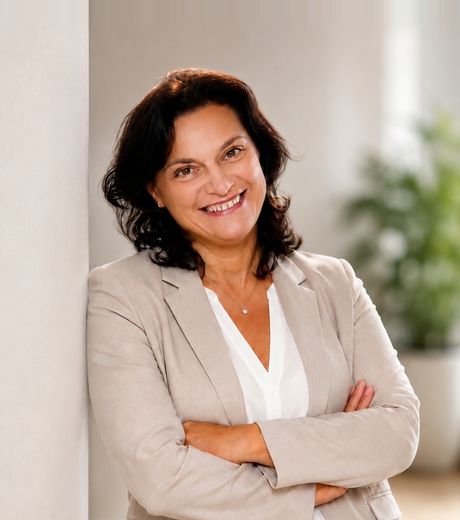 Inge Devos, Administratiekantoor Devos